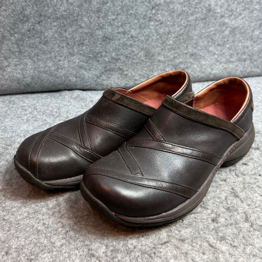 Merrell Womens Dark Brown Leather Slip On Clogs Comfort Walking Shoes Size 8.5